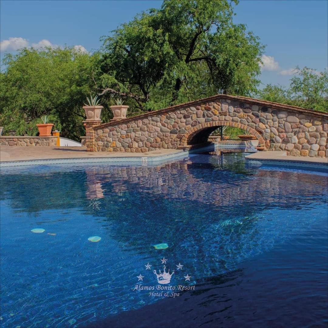 Alamos Bonito Resort Luaran gambar